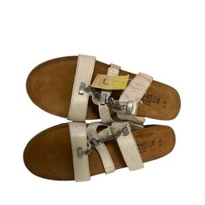 Naot bond size 11 dusty silver sandals w chunky bottom chain Israel made $200